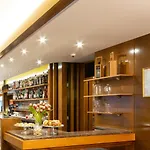 酒店 毕提尼酒店 3*